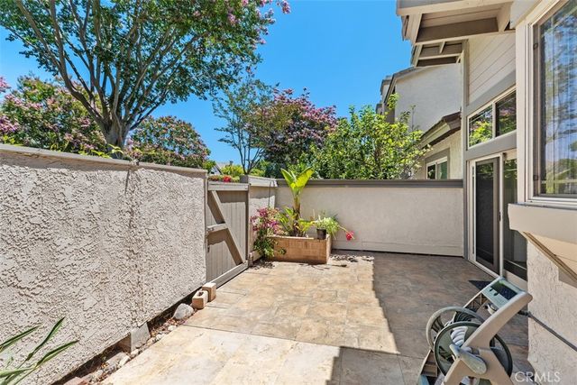 12 Evening Shadow, Irvine, CA 92603