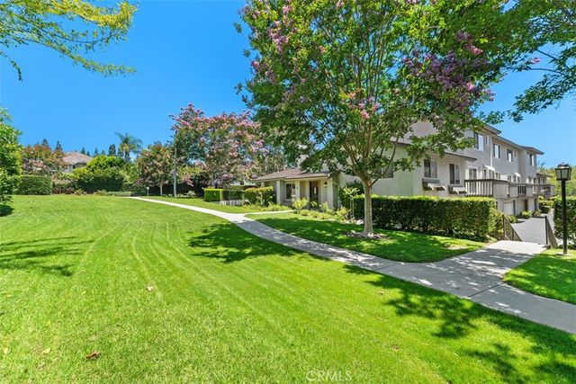 12 Evening Shadow, Irvine, CA 92603