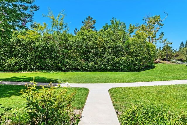 12 Evening Shadow, Irvine, CA 92603
