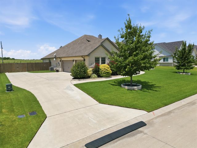 15005 Lost Wagon Street, Justin, TX 76247