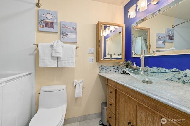 19803 Ashworth Avenue N, Shoreline, WA 98133