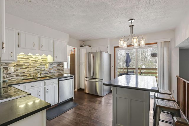 1008 Peggys Cove, Reynoldsburg, OH 43068