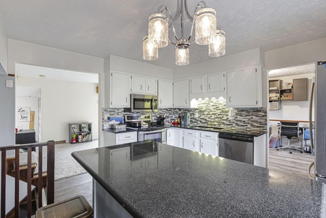 1008 Peggys Cove, Reynoldsburg, OH 43068