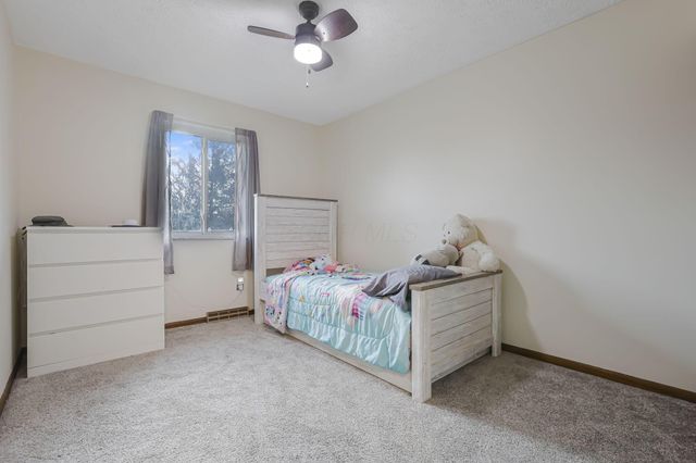 1008 Peggys Cove, Reynoldsburg, OH 43068