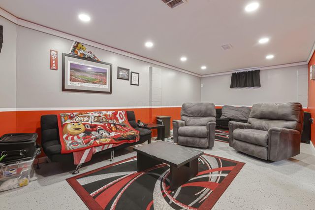 1008 Peggys Cove, Reynoldsburg, OH 43068