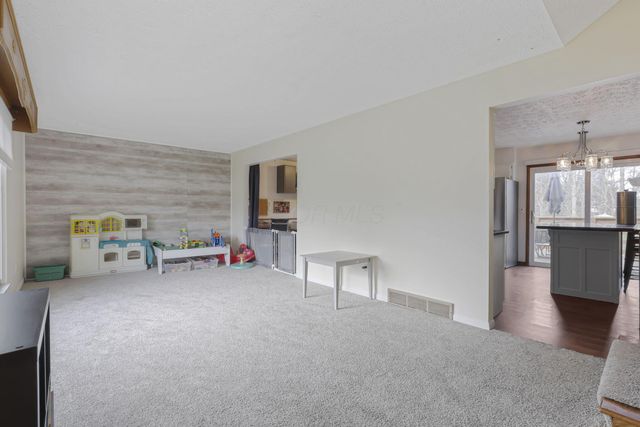 1008 Peggys Cove, Reynoldsburg, OH 43068