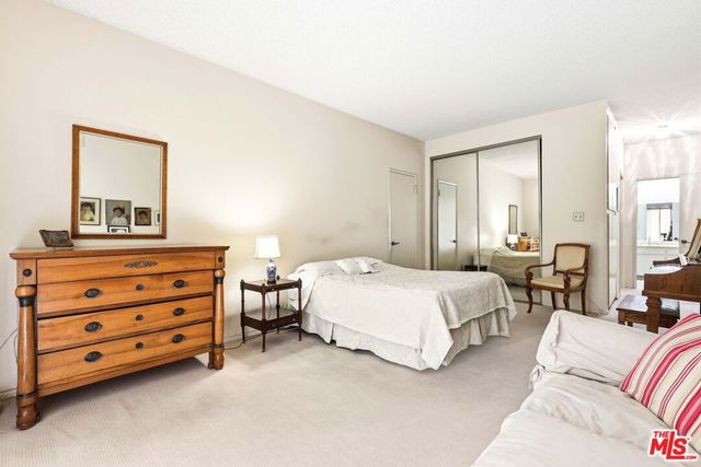 104 S Hayworth Avenue 101, Los Angeles, CA 90048