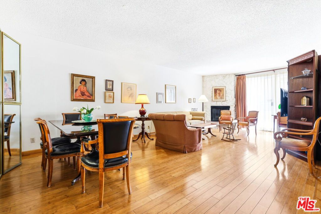 104 S Hayworth Avenue 101, Los Angeles, CA 90048
