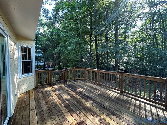 7502 Native Dancer Dr, Chesterfield, VA 23112