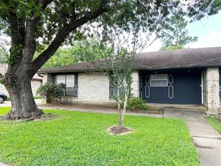 2402 Spring Dusk Lane, Spring, TX 77373