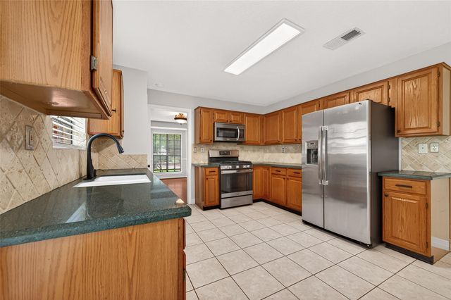 34 Green Slope Place, The Woodlands, TX 77381