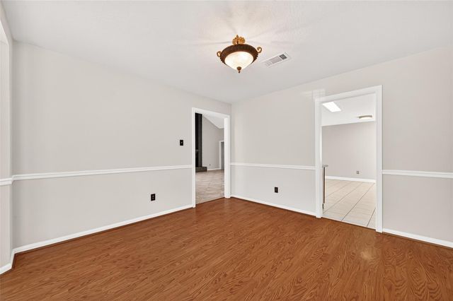 34 Green Slope Place, The Woodlands, TX 77381