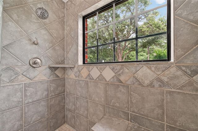 34 Green Slope Place, The Woodlands, TX 77381