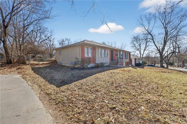 6517 Hardy Avenue, Raytown, MO 64133