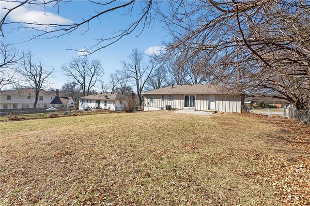 6517 Hardy Avenue, Raytown, MO 64133