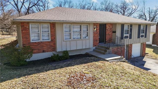 6517 Hardy Avenue, Raytown, MO 64133