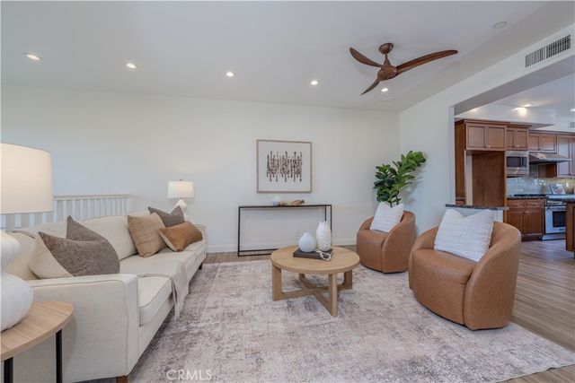19261 Surfview, Huntington Beach, CA 92648