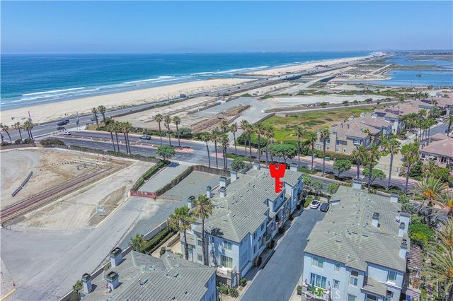 19261 Surfview, Huntington Beach, CA 92648