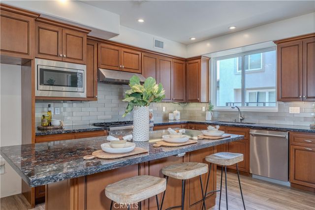 19261 Surfview, Huntington Beach, CA 92648