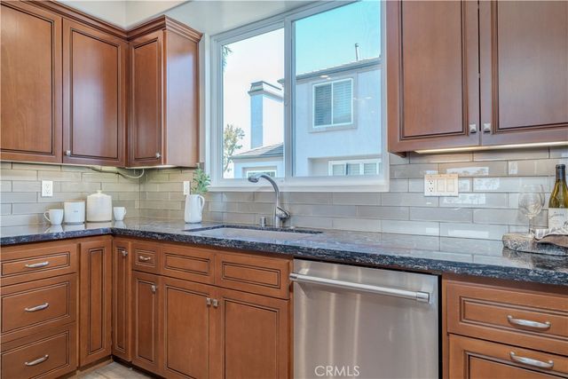 19261 Surfview, Huntington Beach, CA 92648