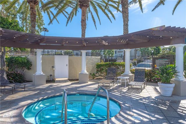 19261 Surfview, Huntington Beach, CA 92648