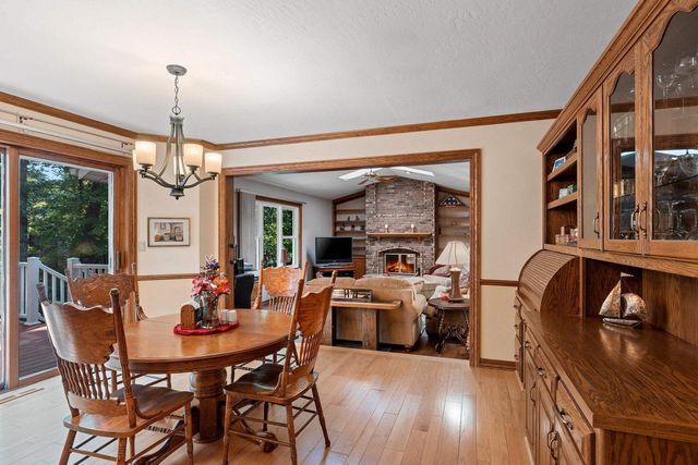 2495 SHADY OAK DRIVE, Green Bay, WI 54304