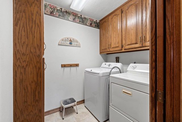 2495 SHADY OAK DRIVE, Green Bay, WI 54304