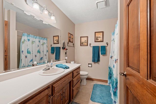 2495 SHADY OAK DRIVE, Green Bay, WI 54304