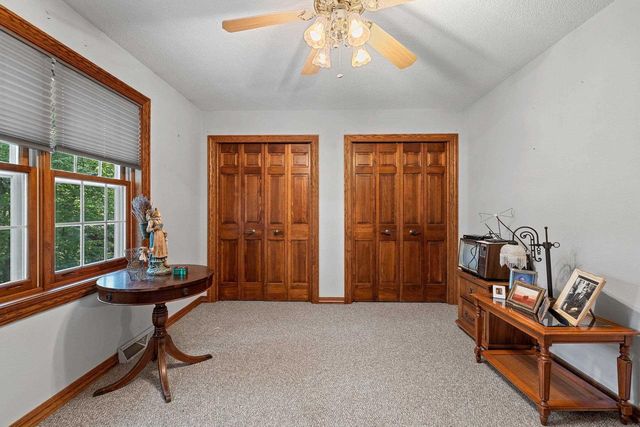 2495 SHADY OAK DRIVE, Green Bay, WI 54304