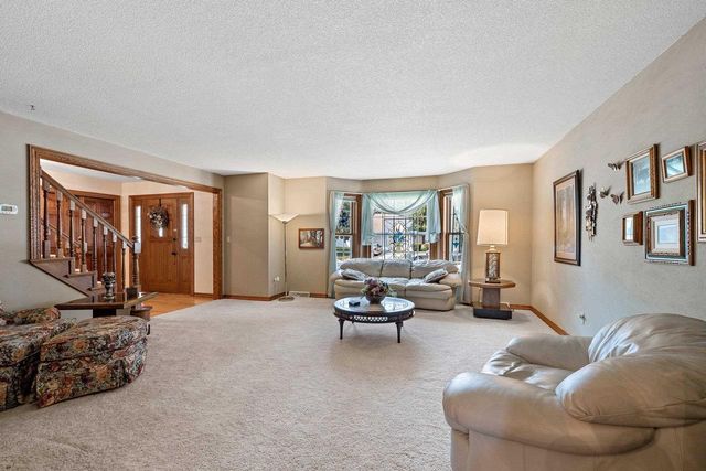 2495 SHADY OAK DRIVE, Green Bay, WI 54304