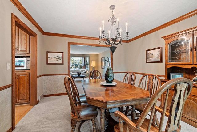 2495 SHADY OAK DRIVE, Green Bay, WI 54304
