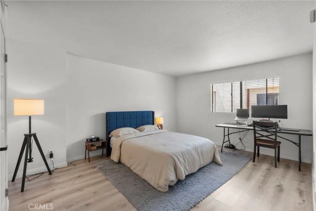 11274 Morrison Street 2, North Hollywood, CA 91601