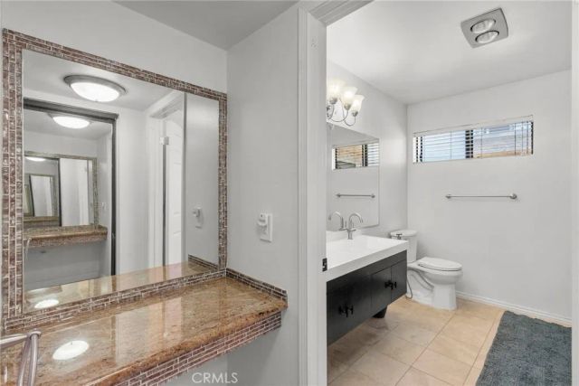 11274 Morrison Street 2, North Hollywood, CA 91601
