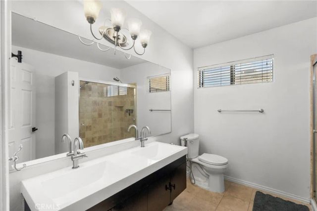 11274 Morrison Street 2, North Hollywood, CA 91601