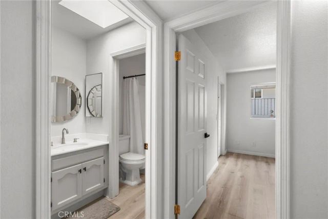 11274 Morrison Street 2, North Hollywood, CA 91601