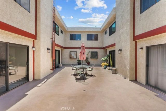 11274 Morrison Street 2, North Hollywood, CA 91601