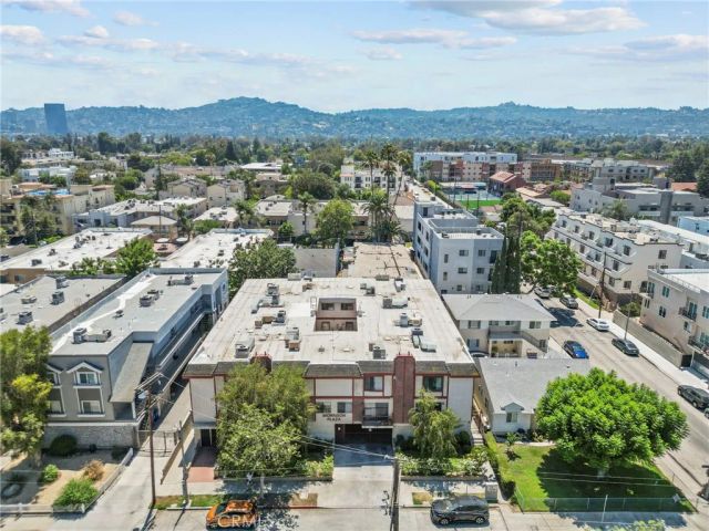 11274 Morrison Street 2, North Hollywood, CA 91601