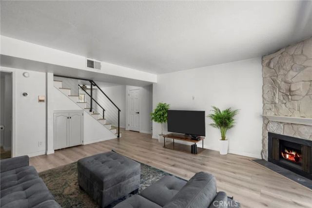 11274 Morrison Street 2, North Hollywood, CA 91601