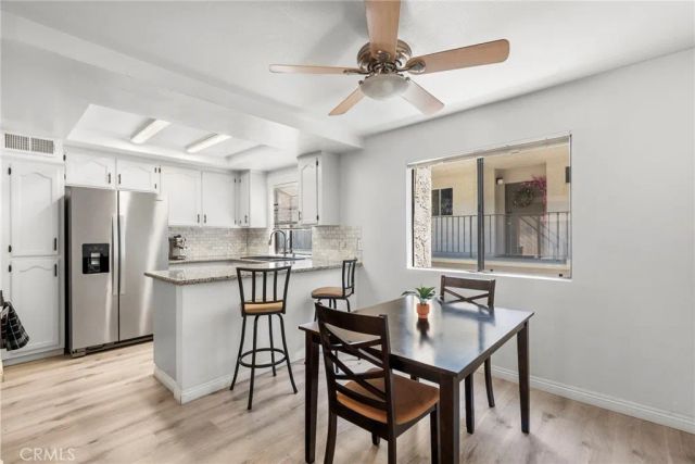 11274 Morrison Street 2, North Hollywood, CA 91601