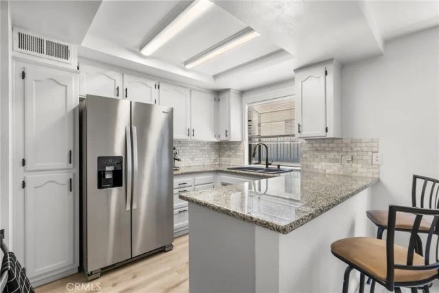 11274 Morrison Street 2, North Hollywood, CA 91601