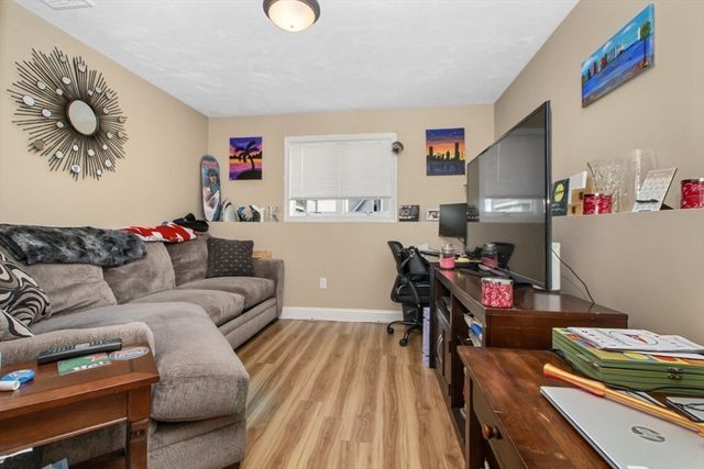 139 Suffolk Ave, Revere, MA 02151