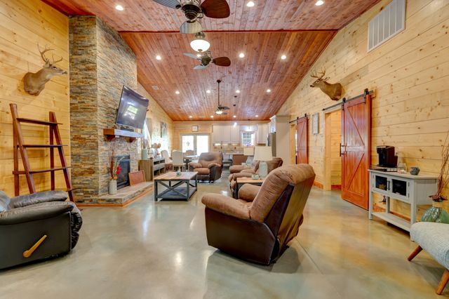 150 Seven Mile Ridge Rd, Indian Mound, TN 37079