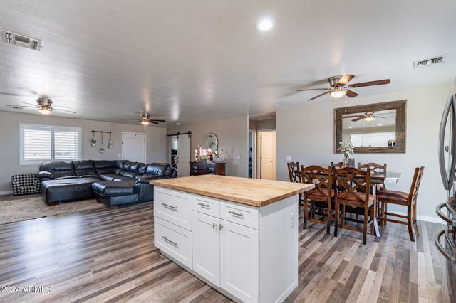 2920 W Derby Street, Casa Grande, AZ 85194