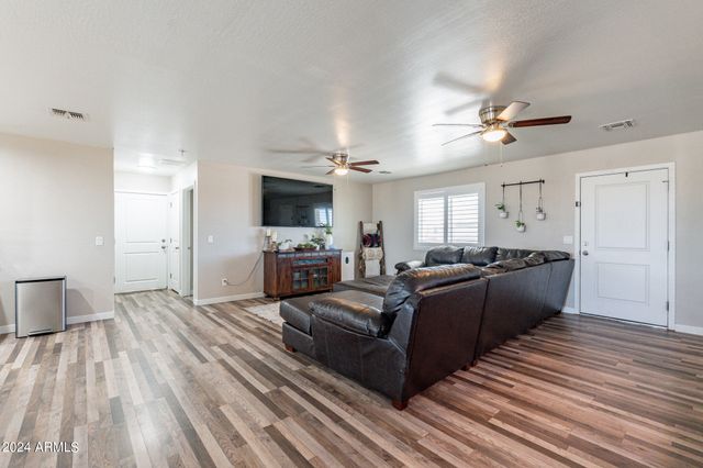 2920 W Derby Street, Casa Grande, AZ 85194