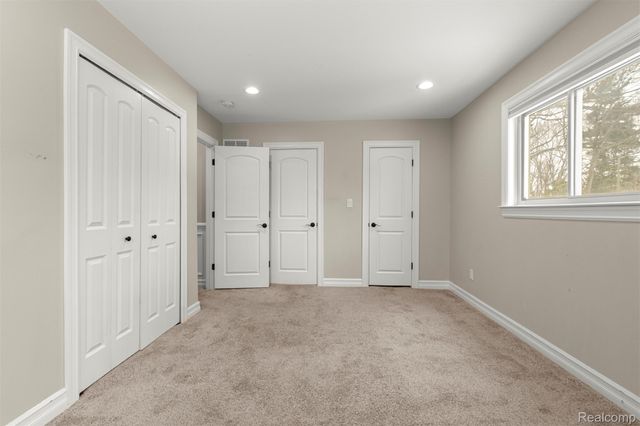 41925 South Drive, Canton Charter Township, MI 48188