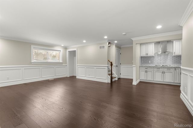 41925 South Drive, Canton Charter Township, MI 48188