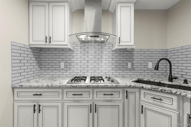 41925 South Drive, Canton Charter Township, MI 48188