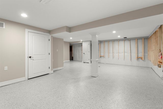 41925 South Drive, Canton Charter Township, MI 48188