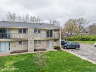 3510 Paragon Ct 10, Louisville, KY 40218