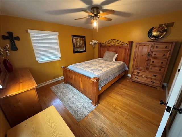 2072 Boyd School Rd, Wampum, PA 16157